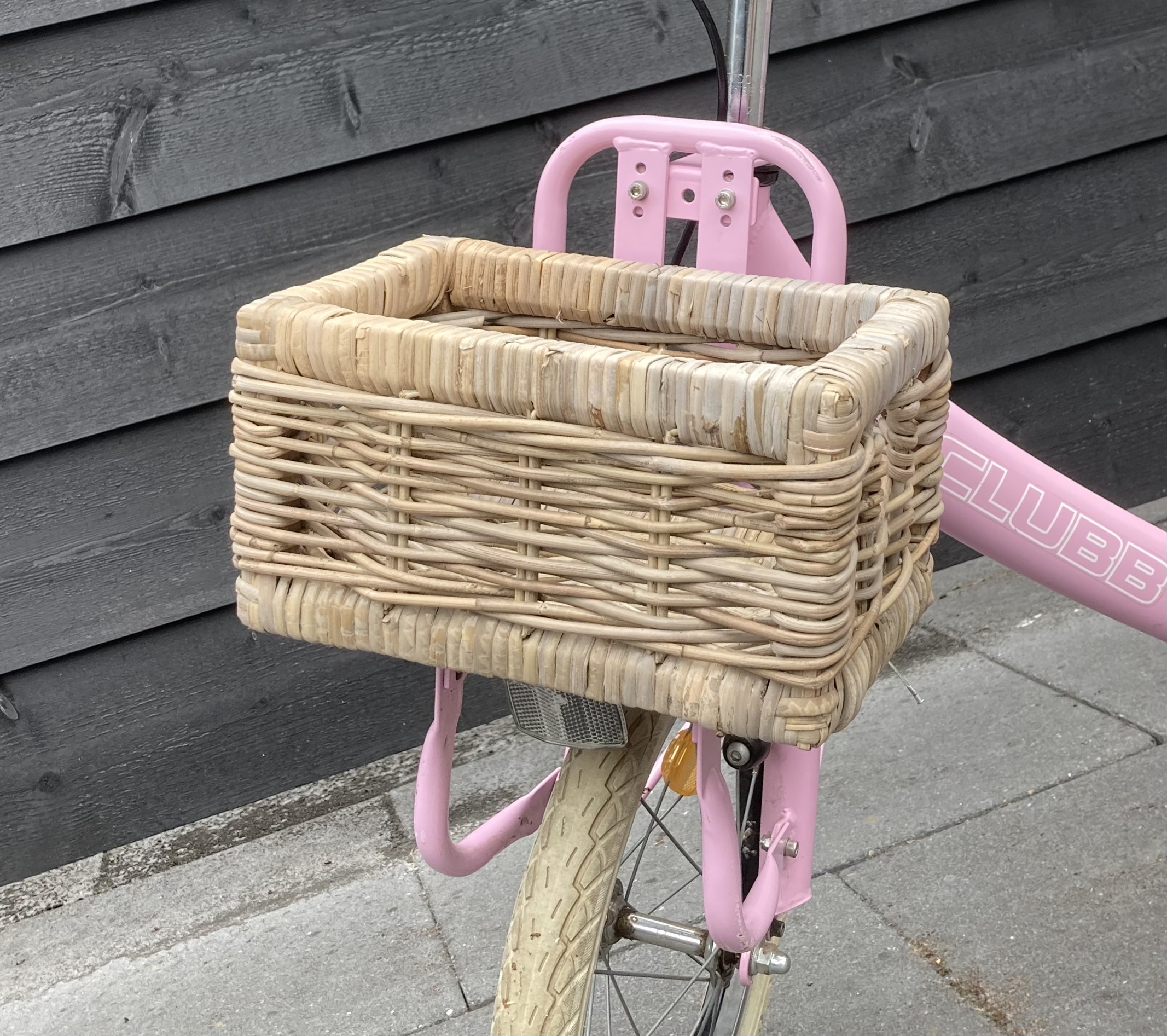 Small rectangular bicycle basket (28x18x15cm)