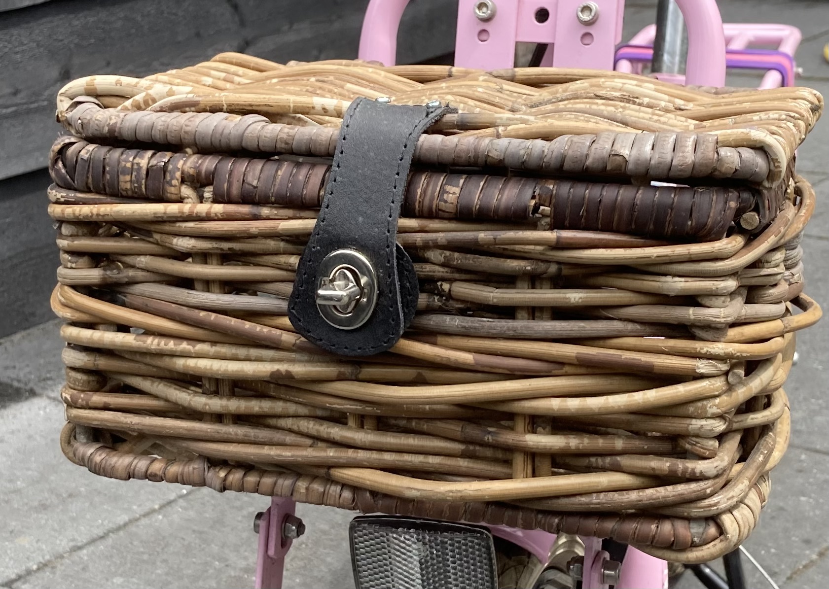 Fietsmandje klein met deksel BRUIN (27x18x13cm)