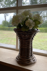 Small vase basket