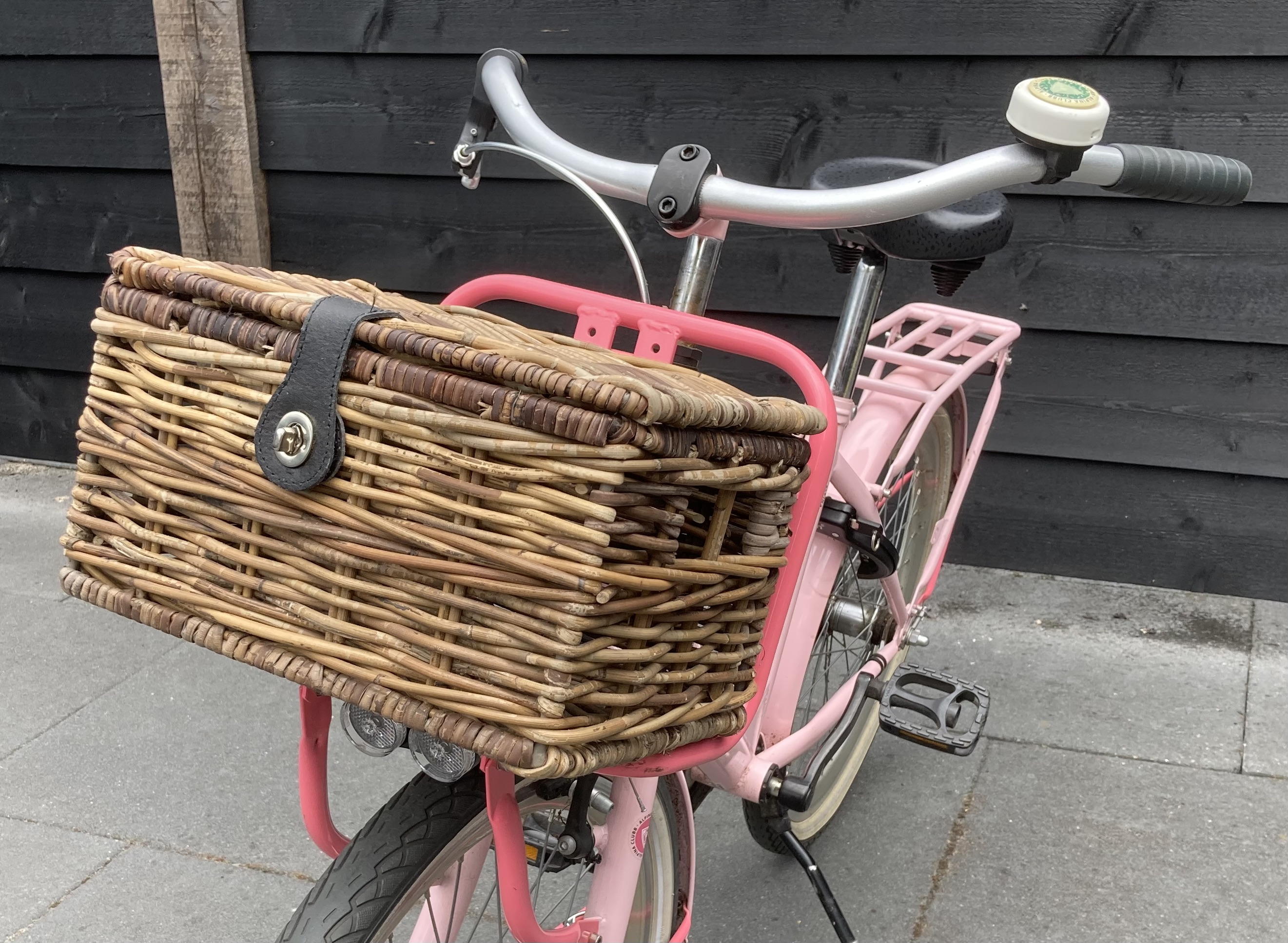 Fietsmandje met deksel BRUIN (34x25x19cm)