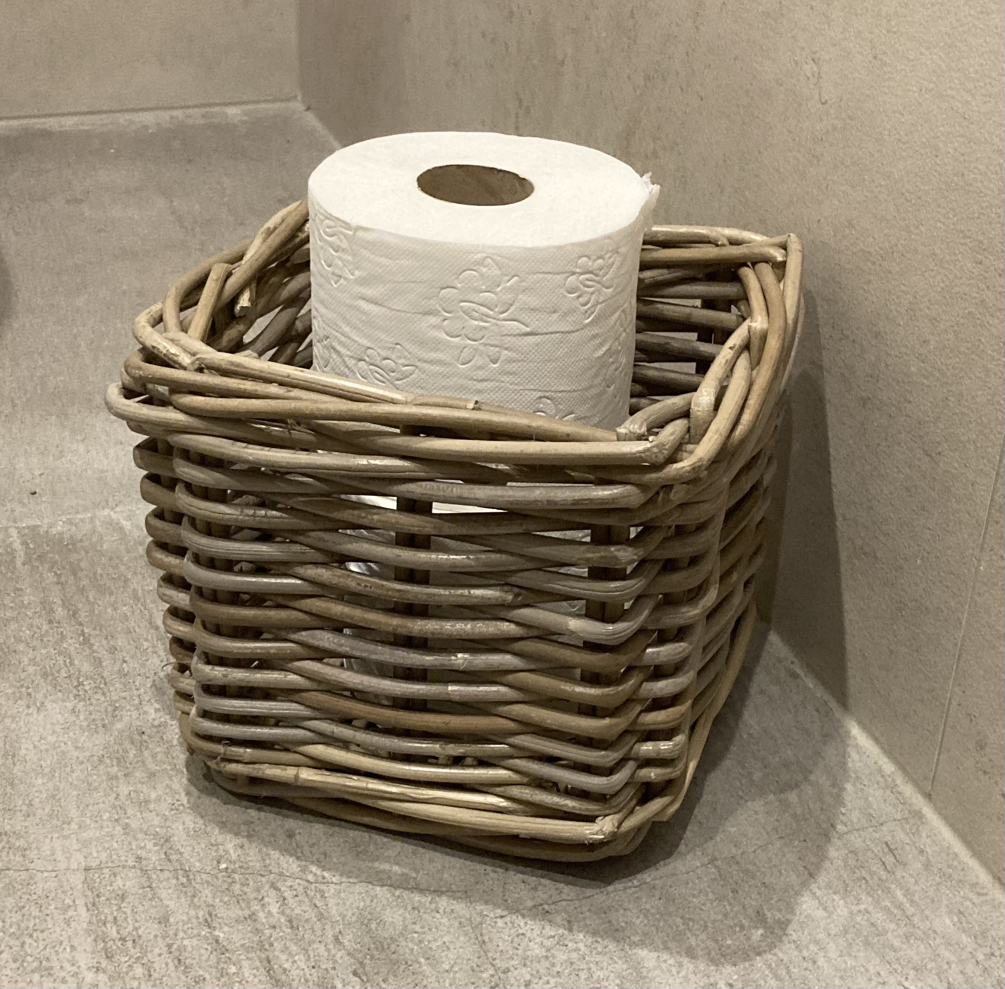 Kleiner Toilettenkorb (21 x 21 x 19 cm)