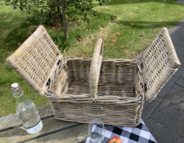 Picnic baskets (53x36x28cm)