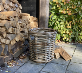 Runder Korb mit grobem Rattanhenkel (43x43x50cm)