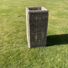 Große Rattan Säule für den Garten | Blumensäule (40 x 40 x 85 cm)