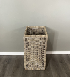 Tall, open, sleek storage basket (35x45x65cm)