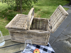 Picnic baskets (53x36x28cm)