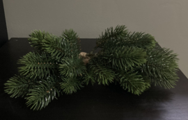 Set mit 2 Tannenzweigen