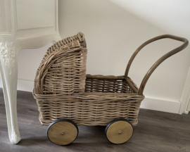 Niedriger Puppenwagen (65 x 26 x 43 cm)