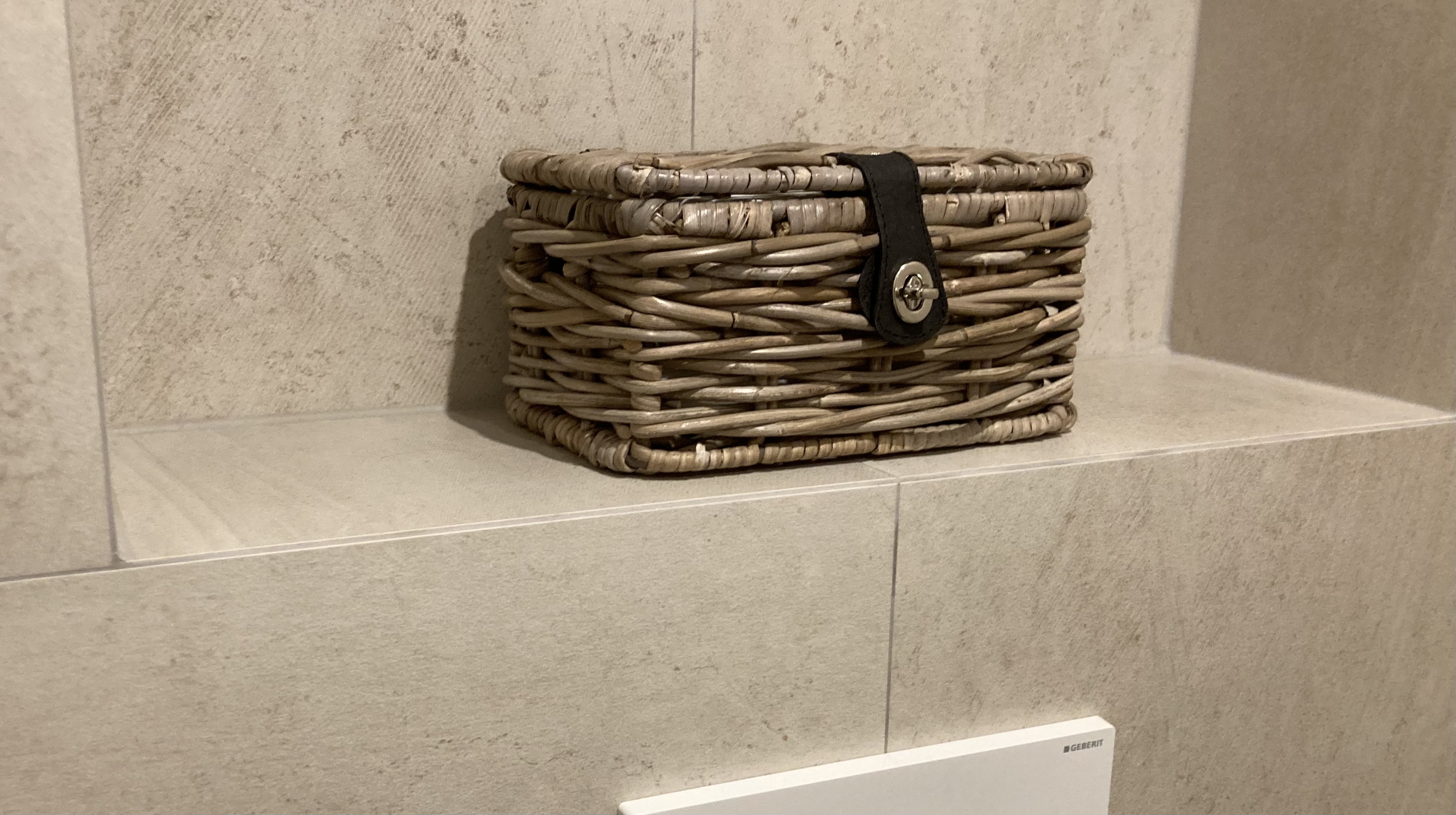 kleiner Koffer mit Lederverschluss Toilette (27 x 18 x 13cm)