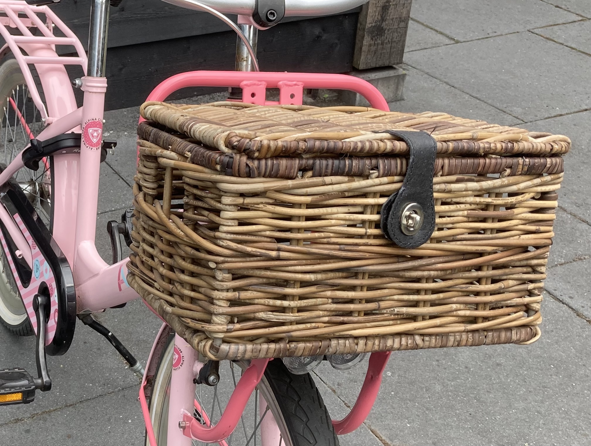 Fietsmandje met deksel BRUIN (34x25x19cm)