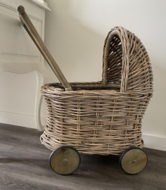 Puppenwagen (60 x 35 x 62 cm)
