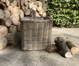 Quadratischer Rattankorb mit Henkeln – Mittlerer Holzkorb (50x50x50cm)