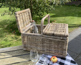 Picknickkorb, schlicht mit Klappen (50 x 35 x 25 cm)