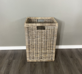 Hoge open strakke opbergmand (35x45x65cm)