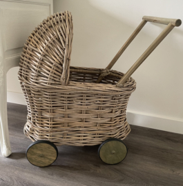 Puppenwagen (60 x 35 x 62 cm)