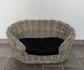 Kleiner doppelwandiger ovaler Hundekorb (65 x 40 x 30 cm)