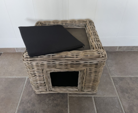Katzen-Turm (46 x 46 x 36 cm)
