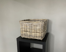 Medium-sized square storage basket (35x35x25cm)