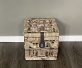 Vierkante mand (30x30x30cm)