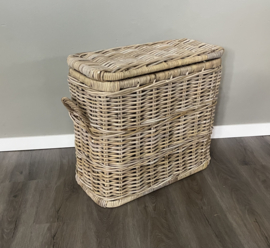 Hoge koffermand met klep (60x30x55)