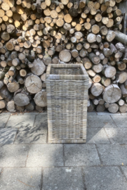 Hoge strakke open mand voor hout en pellets (35x45x65cm)
