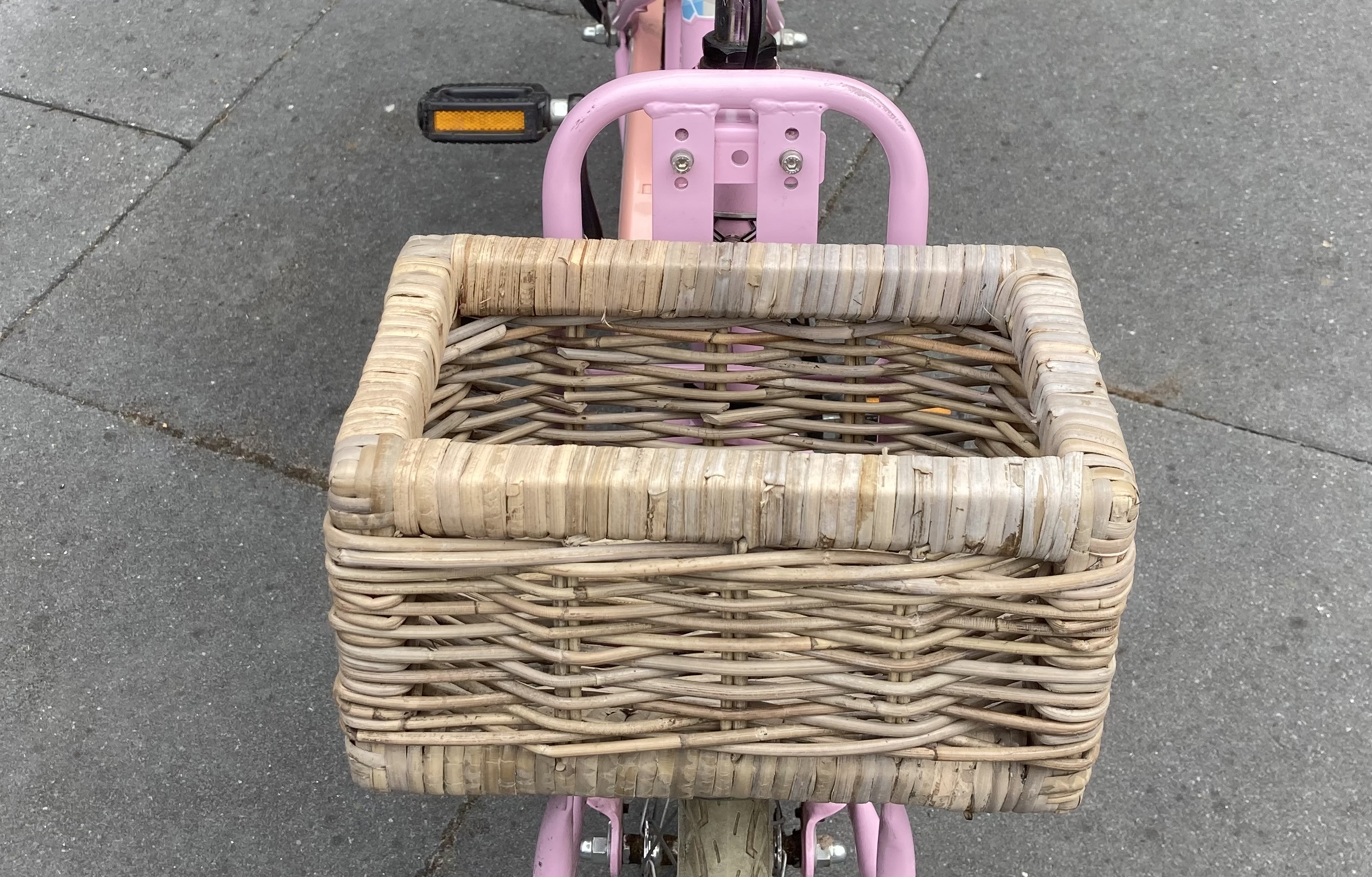 Small rectangular bicycle basket (28x18x15cm)