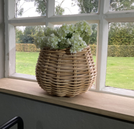 Natural round window sill basket