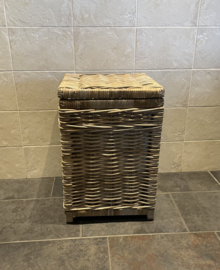 Vierkant gevoerde wasmand (40x40x60cm)