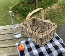 Kleine open picknickmand met hengsel rechthoekig (35x25x30cm)