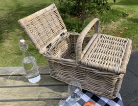 Picnic baskets (53x36x28cm)