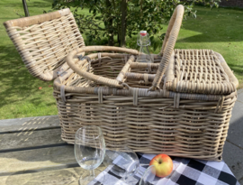 Picknickmanden 3 vakken twee kleppen (55x38x45cm)