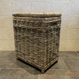 Rechteckiger gepolsterter Wäschekorb (50 x 35 x 65 cm)