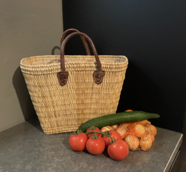 Konisch zulaufende Tasche (42 x 24 x 31 cm)