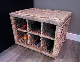 Weinregal aus Weide mit 6 Fächern (43 x 38 x 30 cm)