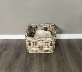 Medium-sized square storage basket (35x35x25cm)