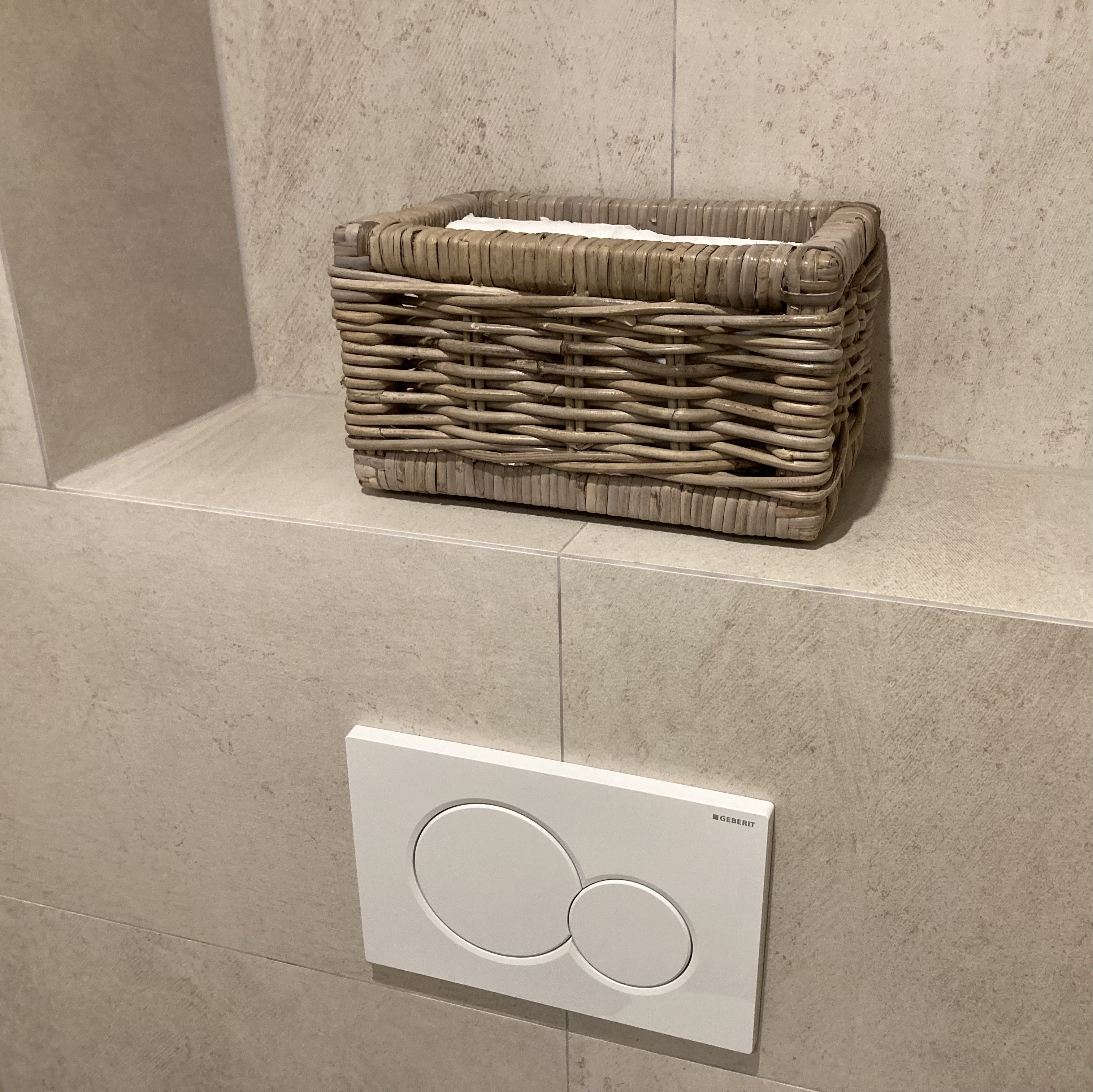 schmaler Toilettenpapierkorb (28 x 18 x 15 cm)