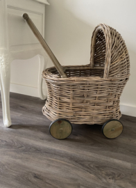 Puppenwagen (60 x 35 x 62 cm)