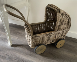 Niedriger Puppenwagen (65 x 26 x 43 cm)