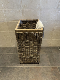 Hoge open strakke wasmand (35x45x65cm)