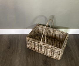 Small reading basket with handle (35x25x15)