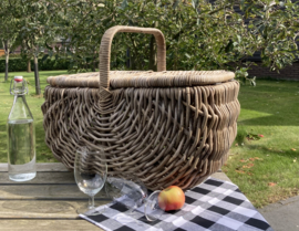 Picknickmand rond toelopend (56x34x45cm)