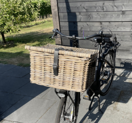 Transportkorb mit Lederriemen (50 x 40 x 33 cm)