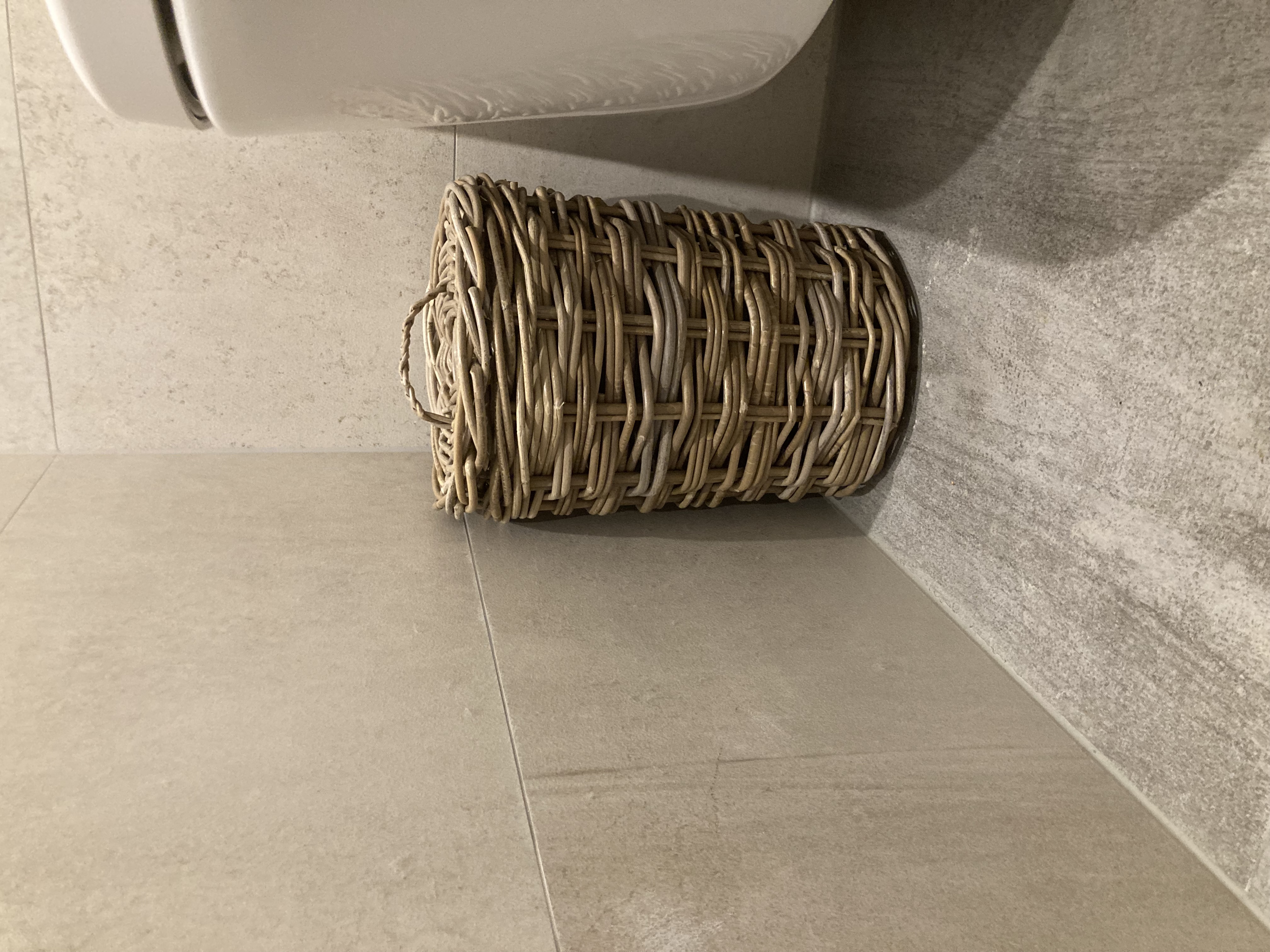 Klein rond mandje met los deksel structuur (25x34cm)