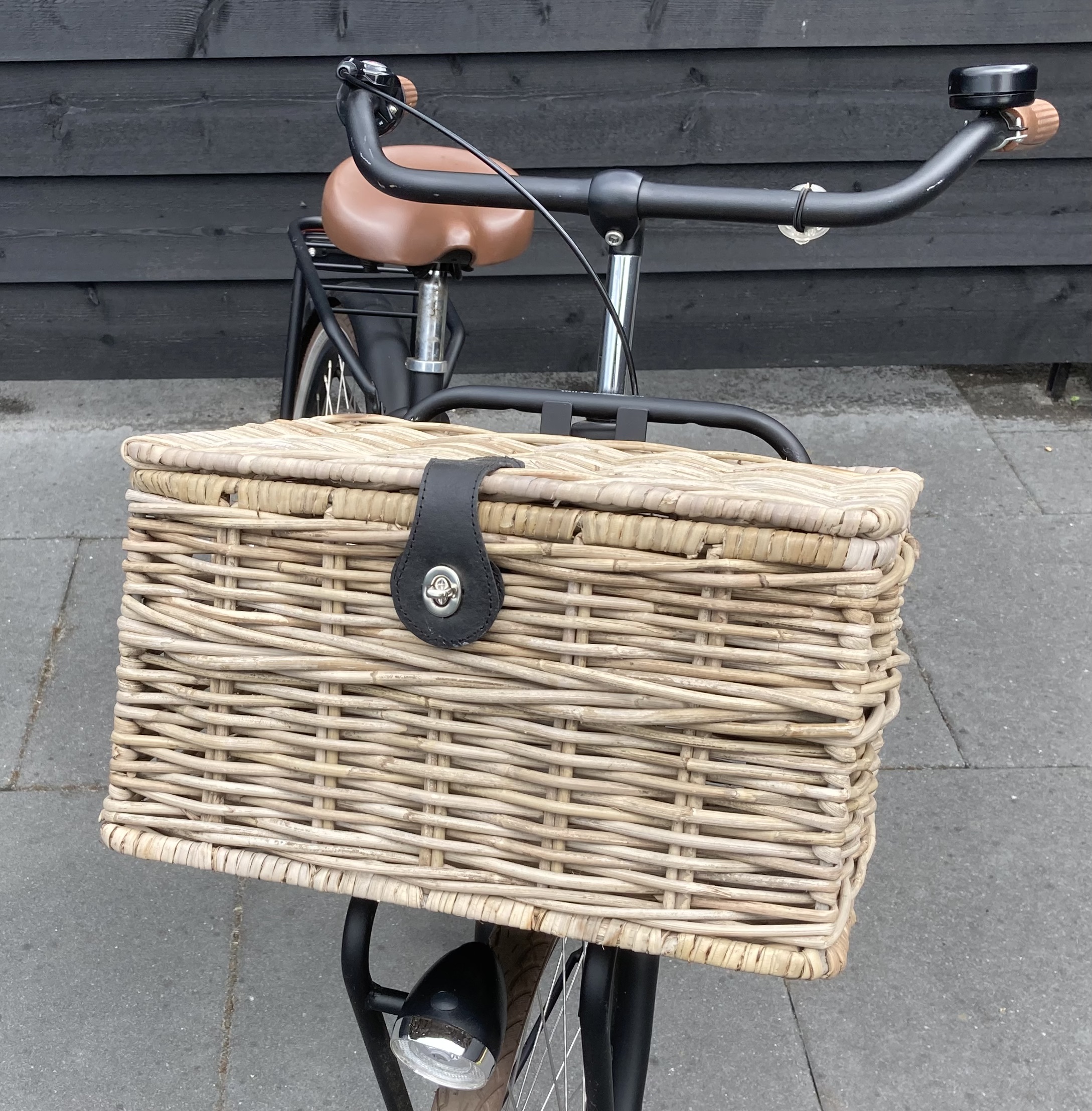 Fietsmand met deksel (42x31x24cm)