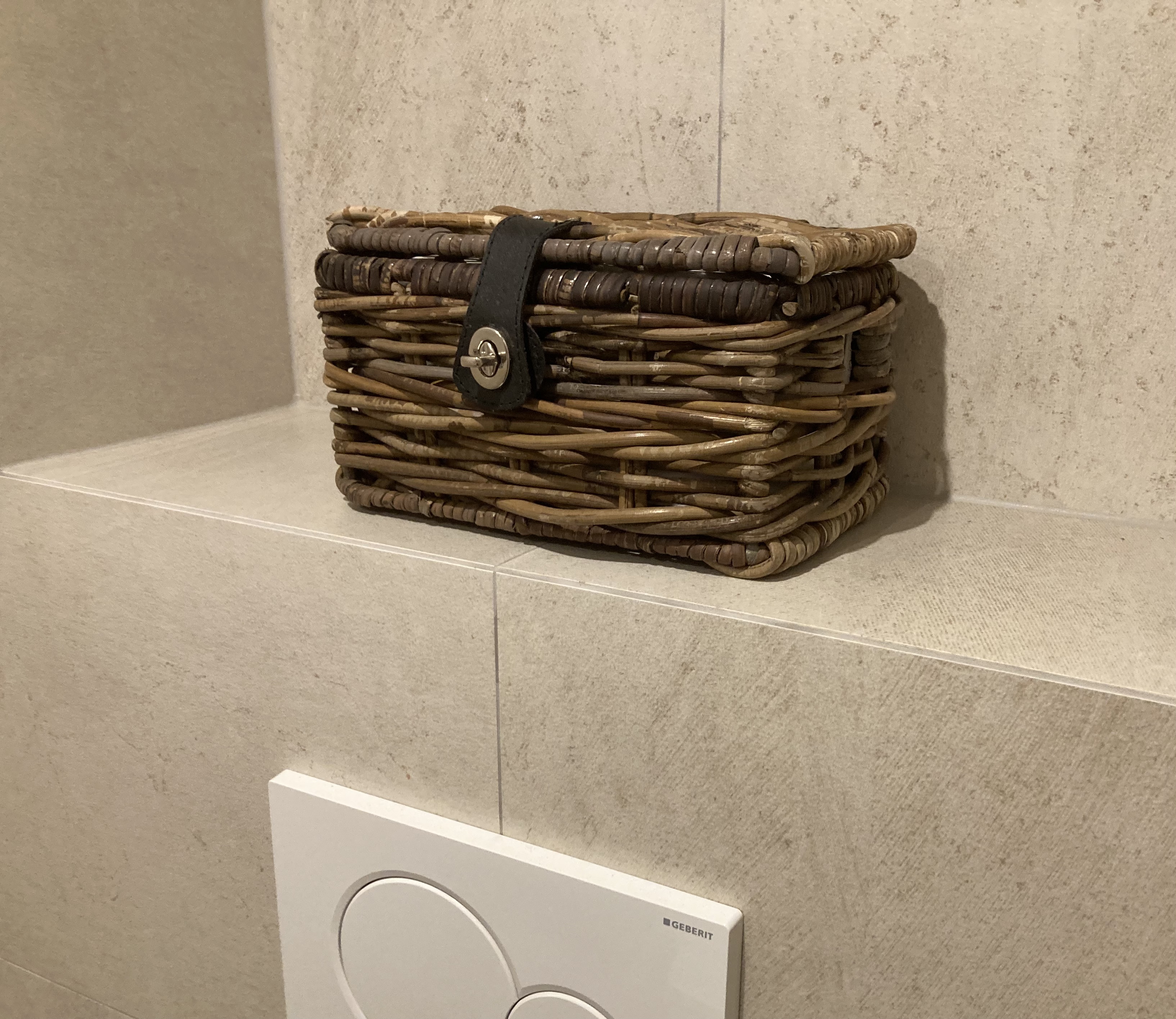 Kleiner Koffer mit Lederverschluss Toilette (BRAUN) (27 x 18 x 13cm)