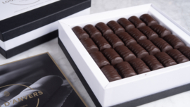 Louis d'Anvers - Luxedoos chocolade pralines met marsepeinvulling 400g