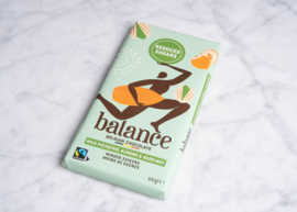 Balance - Chocolade tablet - Milk chocolate pistachio, almond & hazelnut