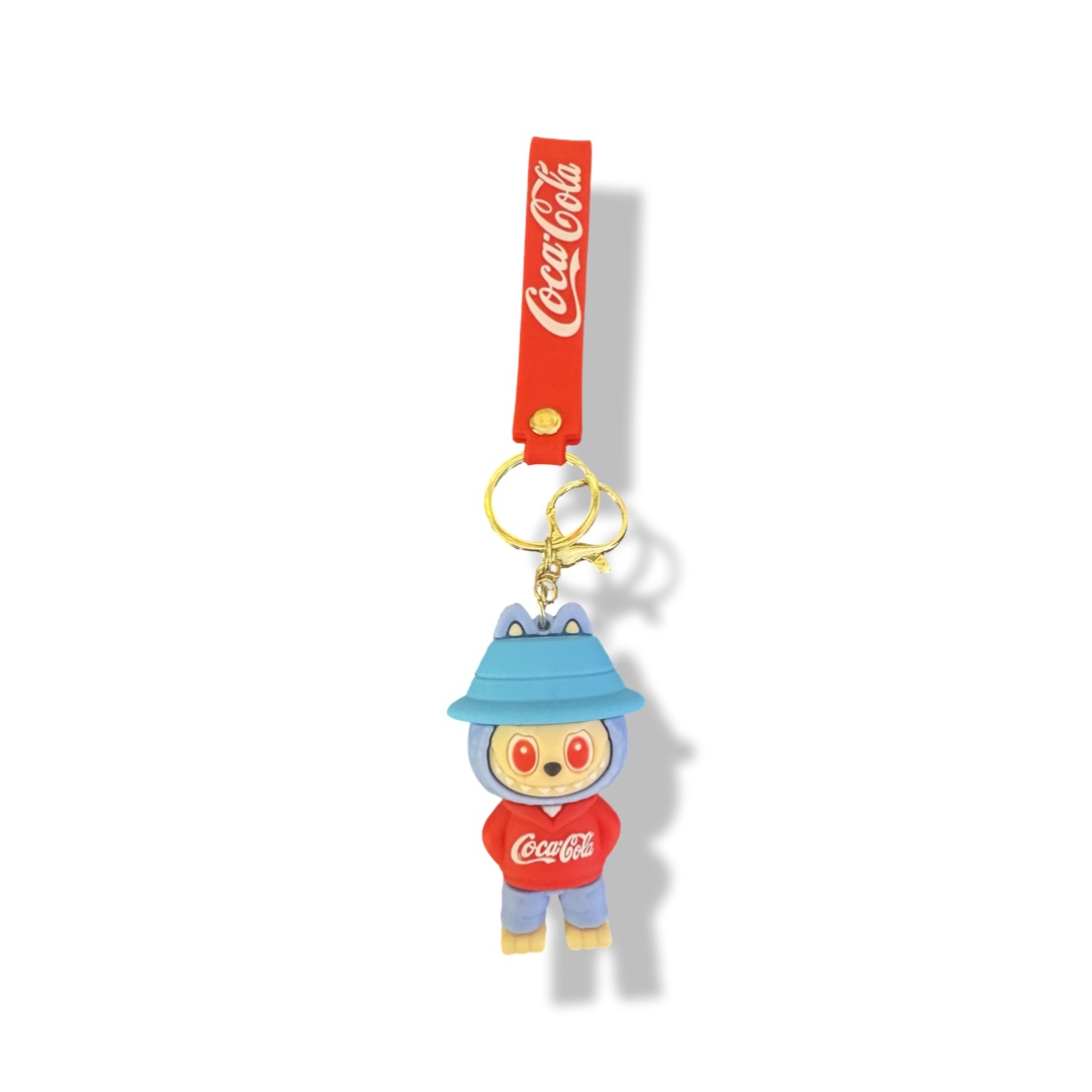 Labubu sleutelhanger Coca cola met blauwe buckethat
