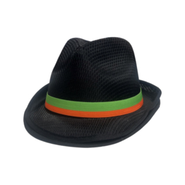 Hoed met groen oranje band