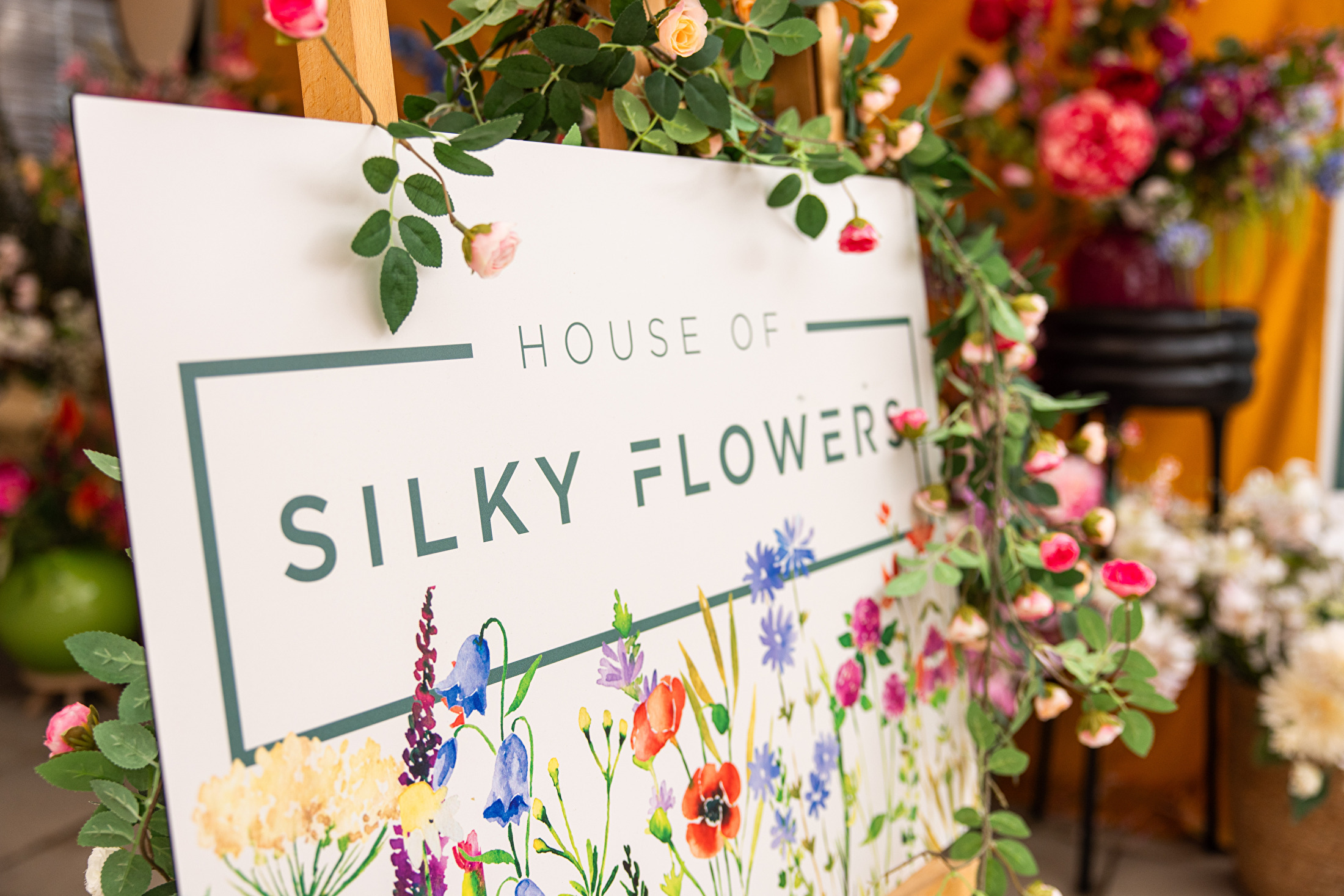 Silky Flowers Studio